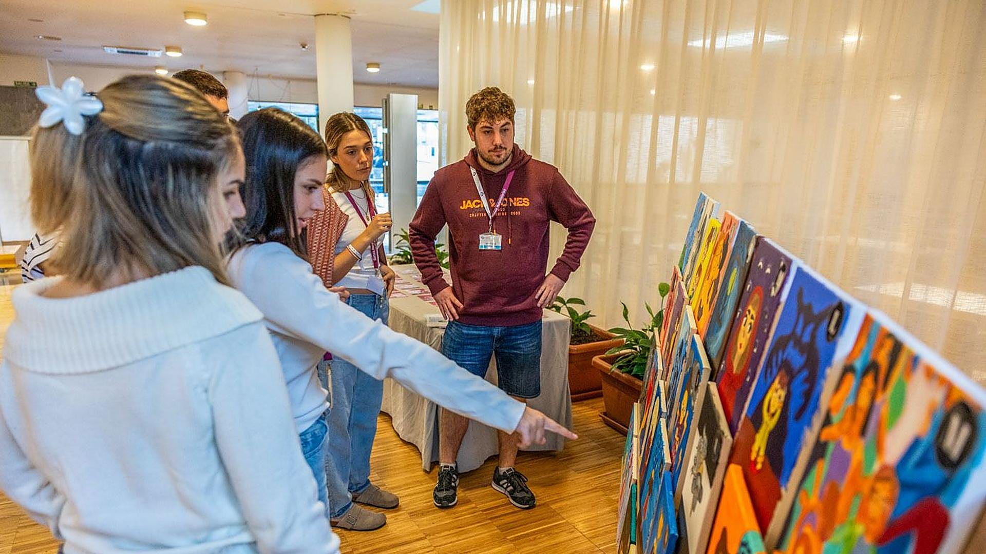 Un mensaje contra la adicción a las redes El Diario Montañés